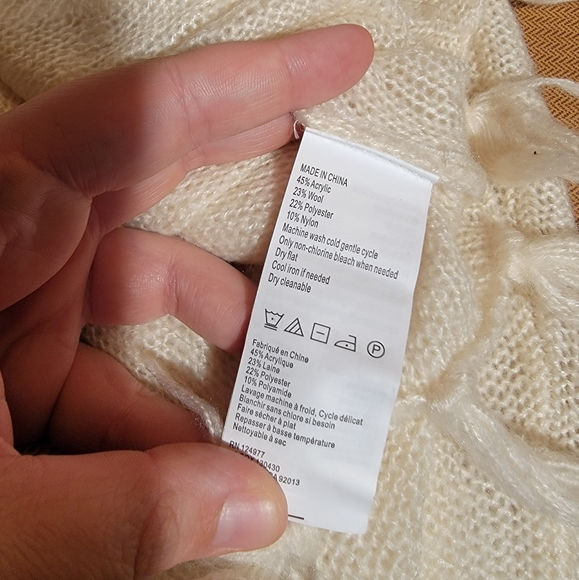 PrAna Shelby Cable Knit Sweater with Tassel Fringe in Winter White or Cream, XL - Picture 9 of 10